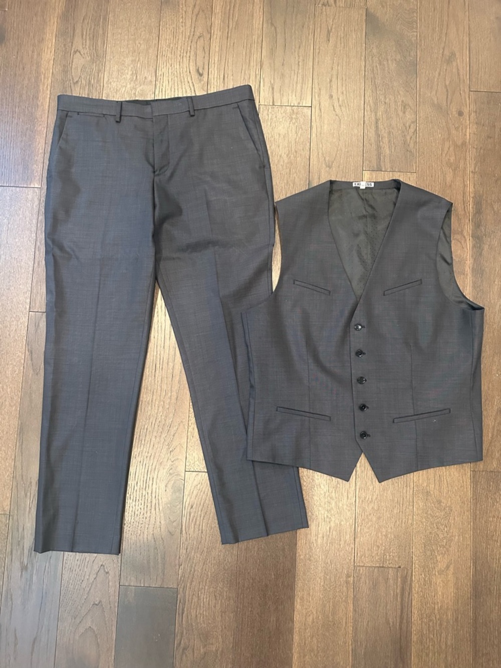 Express vest and pants (xl and 34/32)
